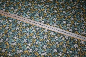 Bomuldsstretch med små blomster