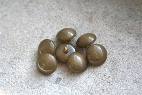 Khaki halvkugleformet øjeknap