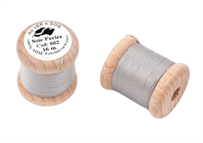 Lysegrå knaphulssilke