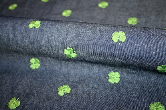 Bomulds denim med grønne kløvere