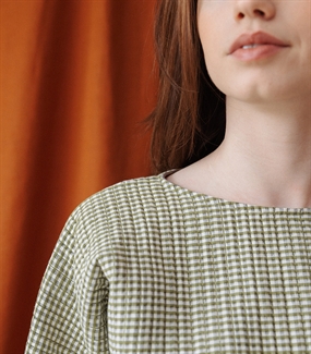 Quiltet bomulds stof med grønne tern