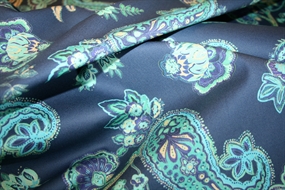 Bomuldsstretch med sjalsmønster i blå nuancer