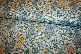 Blomstret bomuldsstof til patchwork og beklædning