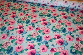 Italiensk deadstock bomuld med blomsterprint ND0738