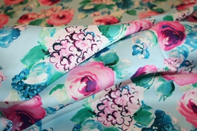 Italiensk deadstock bomuld med blomsterprint ND0738