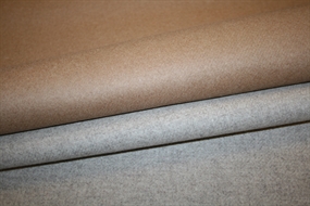 Dobbeltsidet frakkeuld i camel og lysegrå