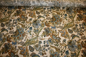 100% hør stof med orientalsk print i grønne og blå nuancer