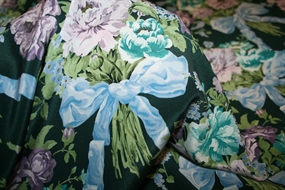 Liberty silke crepe de chine \'Bow Bouquet\'