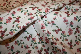 Liberty bomuldsstof \'Pansy Scatter\'