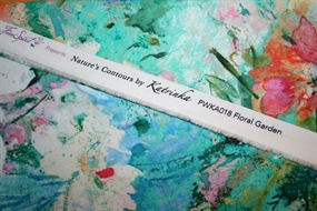 Blomstret bomuldsstof til patchwork og beklædning \'Floral Garden\'