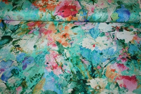 Blomstret bomuldsstof til patchwork og beklædning \'Floral Garden\'