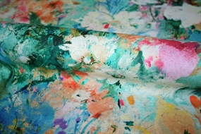 Blomstret bomuldsstof til patchwork og beklædning \'Floral Garden\'