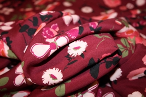 Blomstret vævet viskose \'Andrea\'