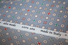 Silke crepe de chine med LV logoer