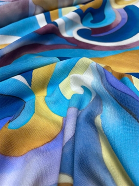 Silkestof med moderne print