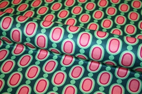 Twillvævet silke -og viskose stof med retroprint