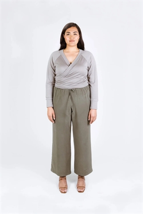 Symønster til shorts og bukser \'Tula\' fra Papercut Patterns