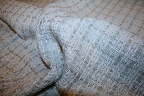 Lyseblå uld bouclé