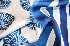 Vævet viskose med muslingeskaller og borter