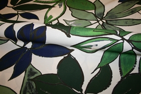 Viskose stof med bladmønster