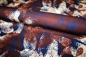 Twillvævet viskose med print i efterårsfarver