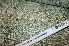 William Morris stof \'Medium Bluebell Green\'