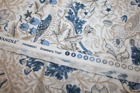 William Morris Strawberry Thief Vellum – bomuldsstof med fugle og jordbær