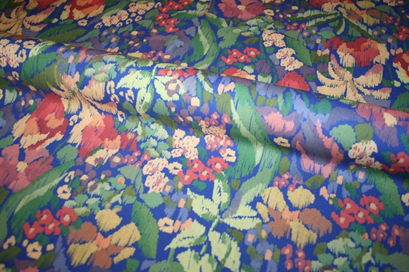 Blomstret bomuld stof \'Karen\'